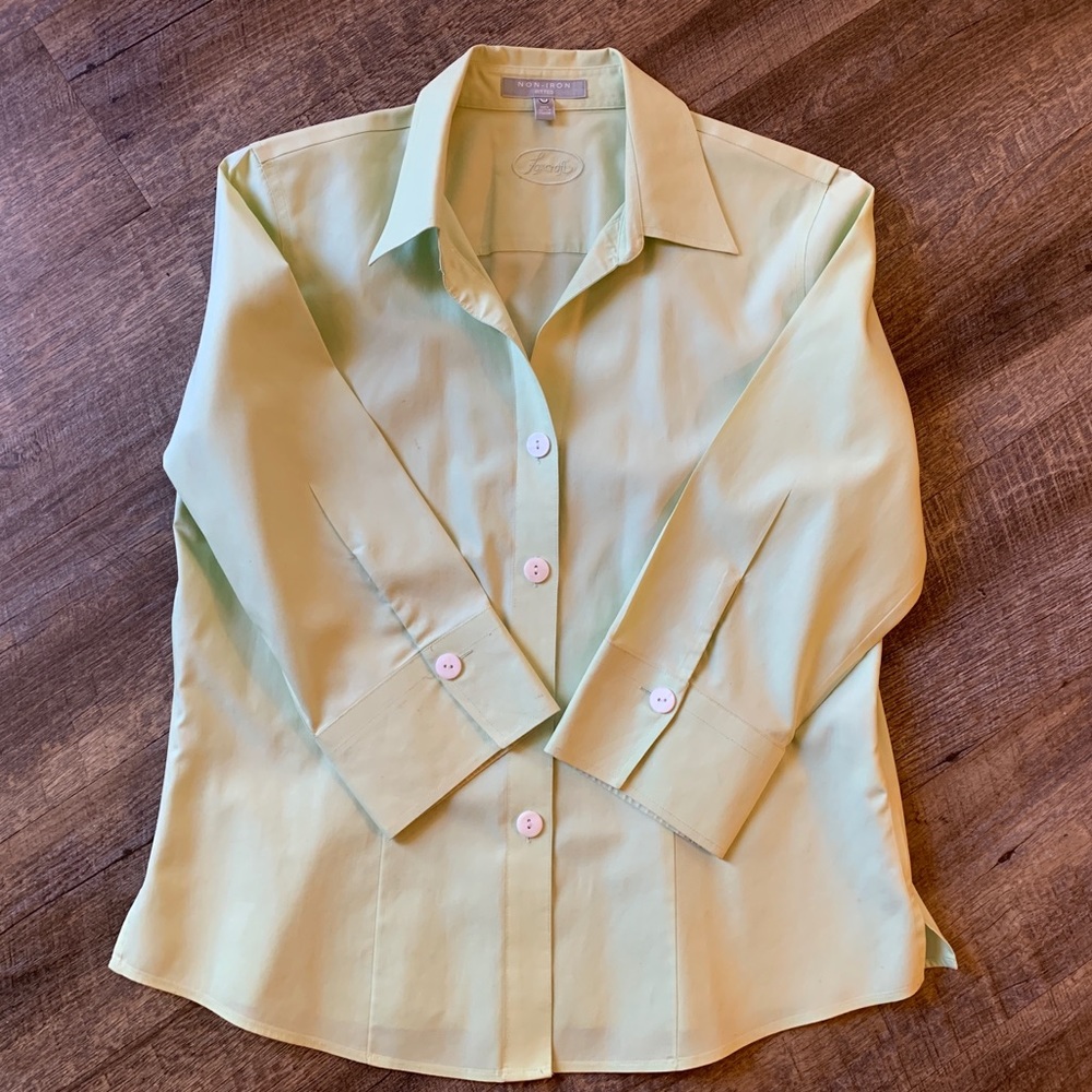 Foxcroft Non-Iron Fitted Blouse - Size 12 - 100% Cotton - Never Worn